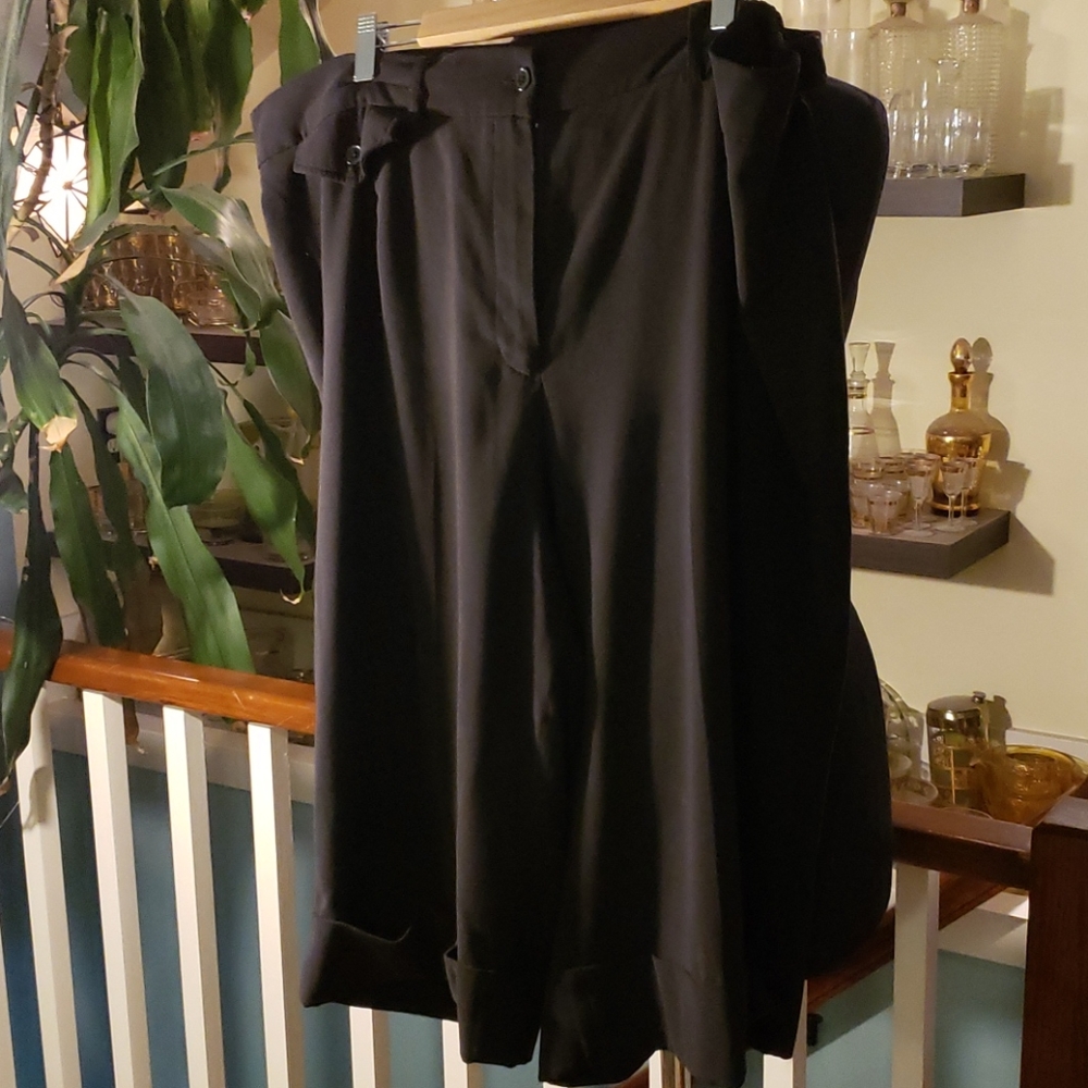 Larry Levine Womens Black Gaucho Width Capis